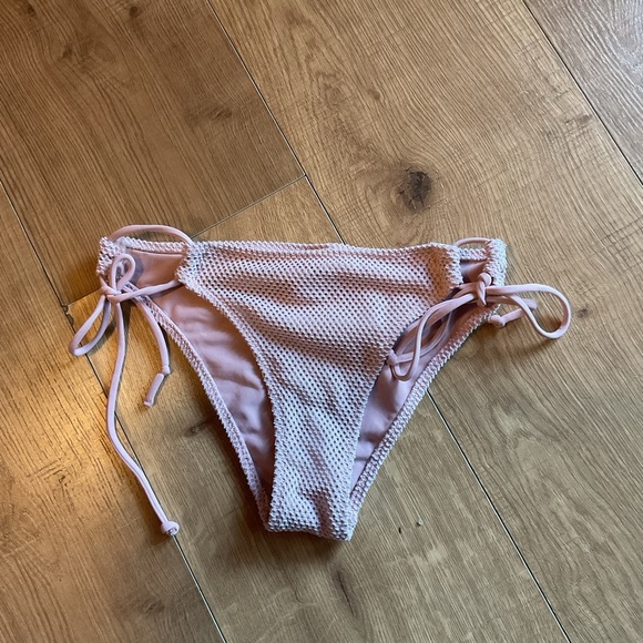 🩵 Victoria Secret Pink high-waisted bikini bottoms with tie-up sides Size Small - Picture 1 of 4